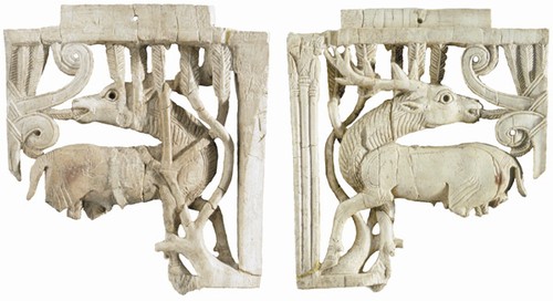 2/ - G. Herrmann, Ivories from Nimrud V, London 1992, Pls. 92-93, ND 6379.